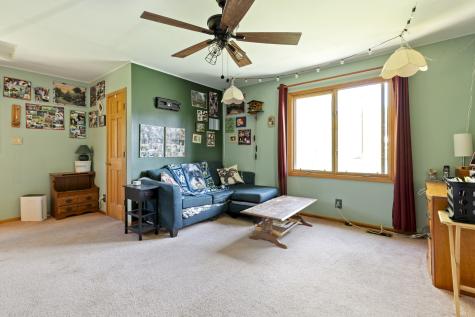 1439 Lowe Drive Algonquin IL 60102