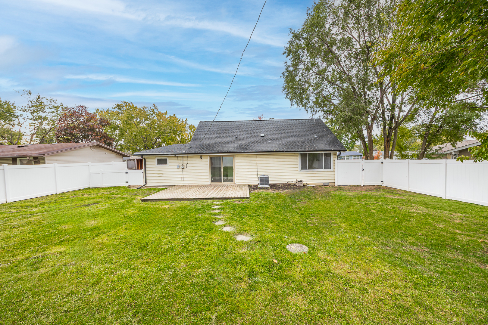 9448 Elm Avenue Mokena IL 60448