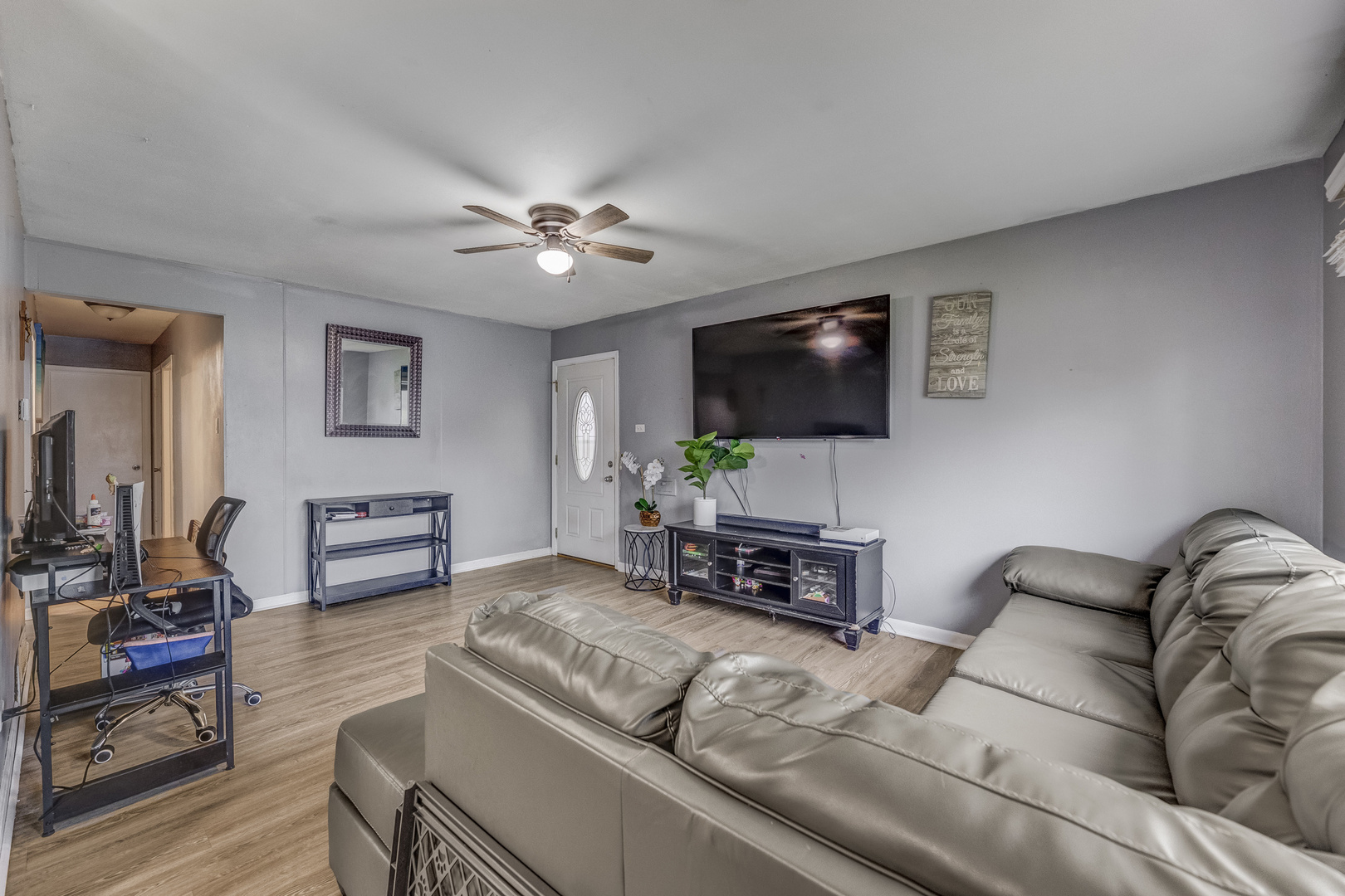 2816 East 127th Street Chicago IL 60633
