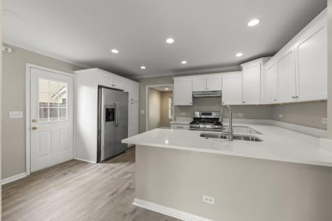 144 Garden Drive Bolingbrook IL 60440