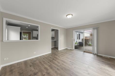 144 Garden Drive Bolingbrook IL 60440