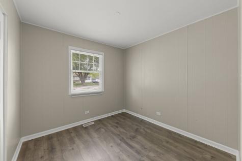 144 Garden Drive Bolingbrook IL 60440