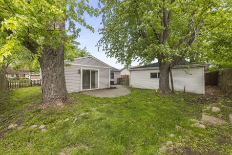 144 Garden Drive Bolingbrook IL 60440