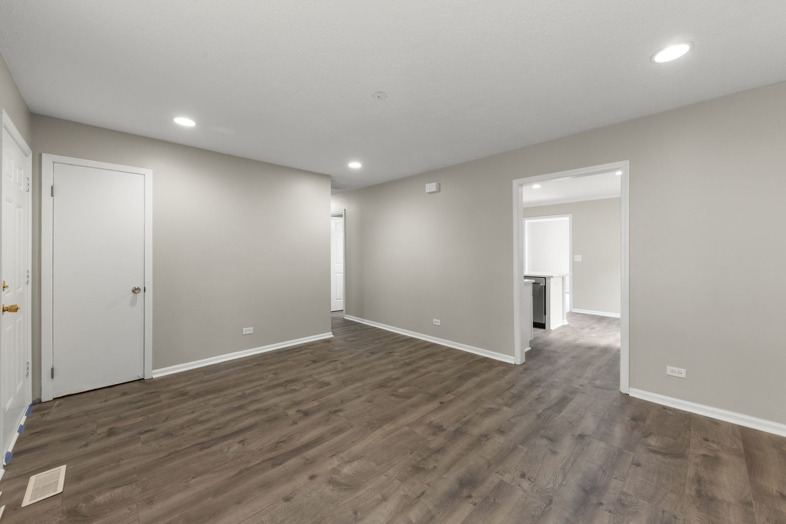 144 Garden Drive Bolingbrook IL 60440