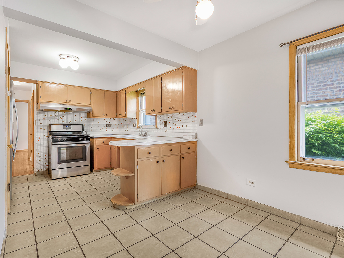 3860 North Oketo Avenue Chicago IL 60634