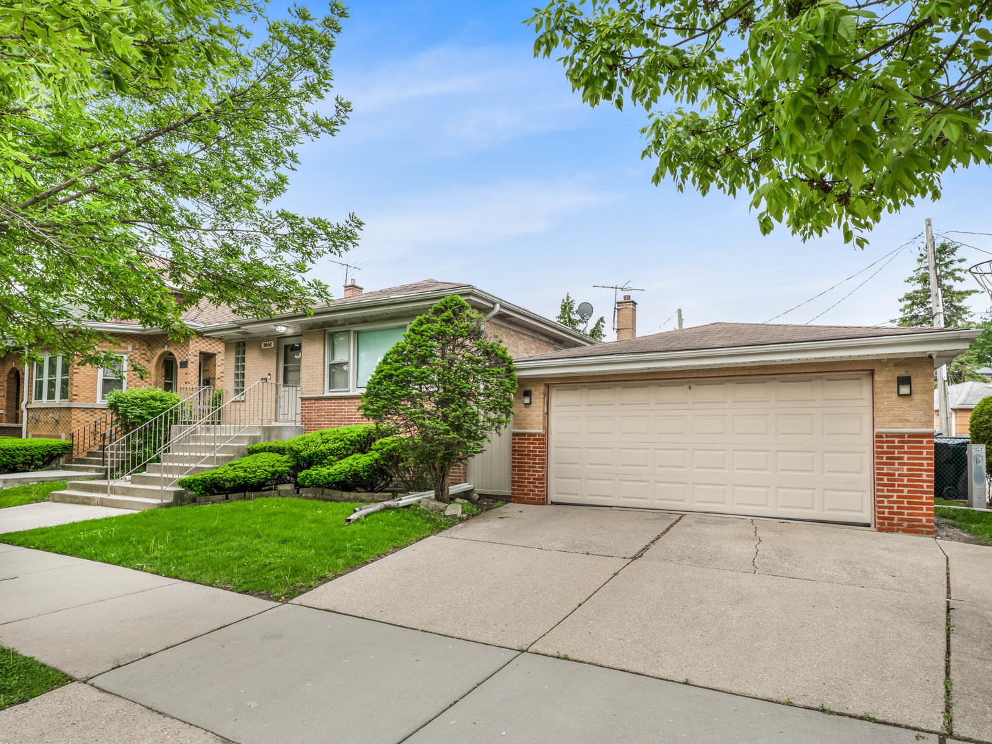 3860 North Oketo Avenue Chicago IL 60634