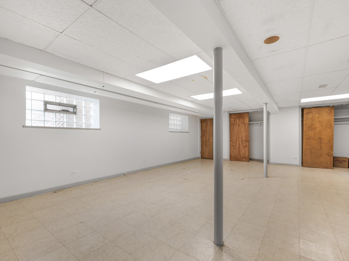 3860 North Oketo Avenue Chicago IL 60634