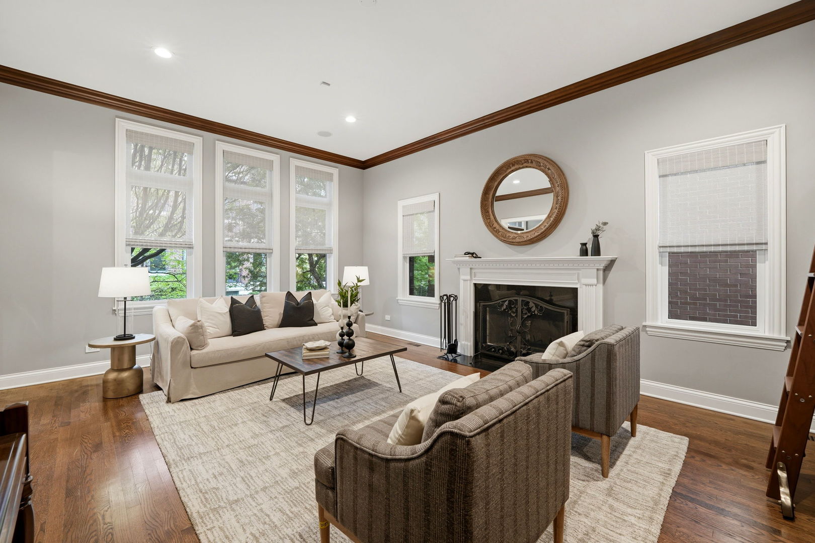 2660 North Hartland Court Chicago IL 60614