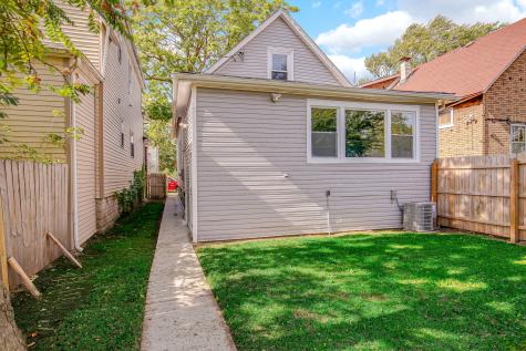 11353 South Stewart Avenue Chicago IL 60628
