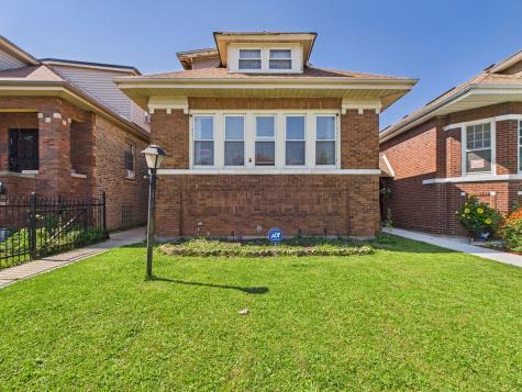 7520 South May Street Chicago IL 60620