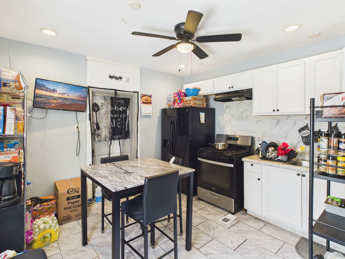 7520 South May Street Chicago IL 60620