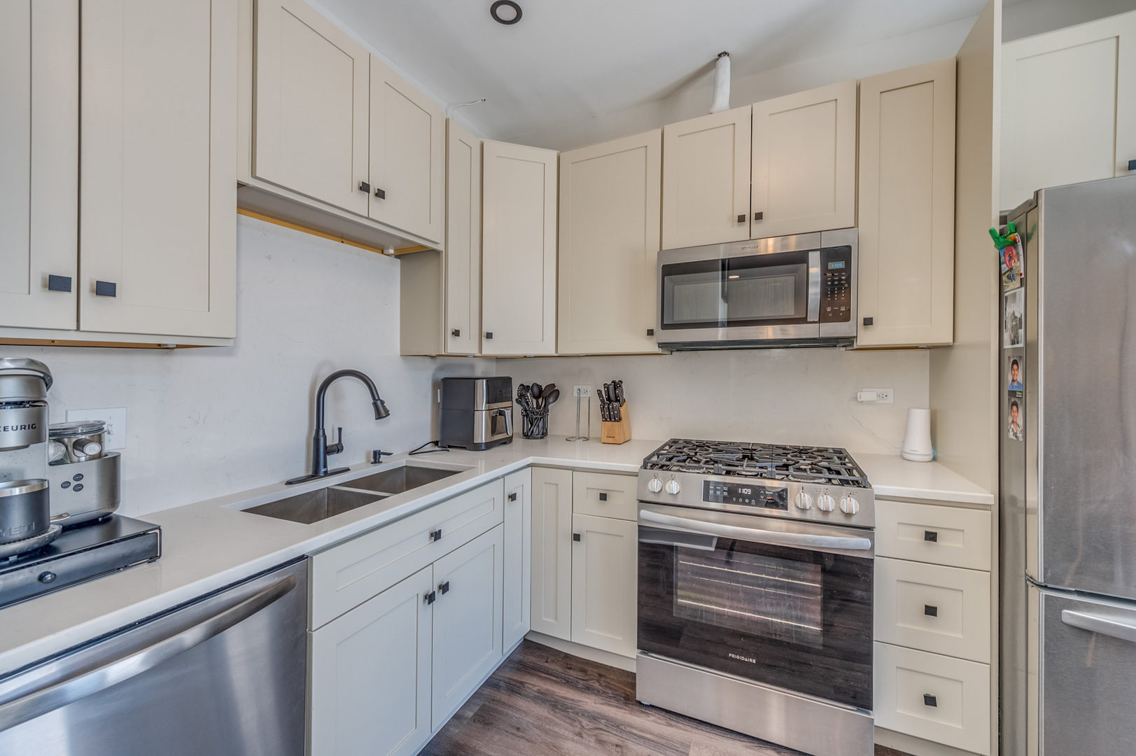 1144 Vail Court Naperville IL 60540