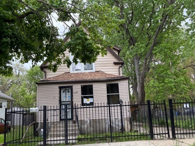 11723 South Stewart Avenue Chicago IL 60628