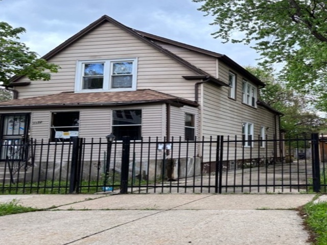 11723 South Stewart Avenue Chicago IL 60628