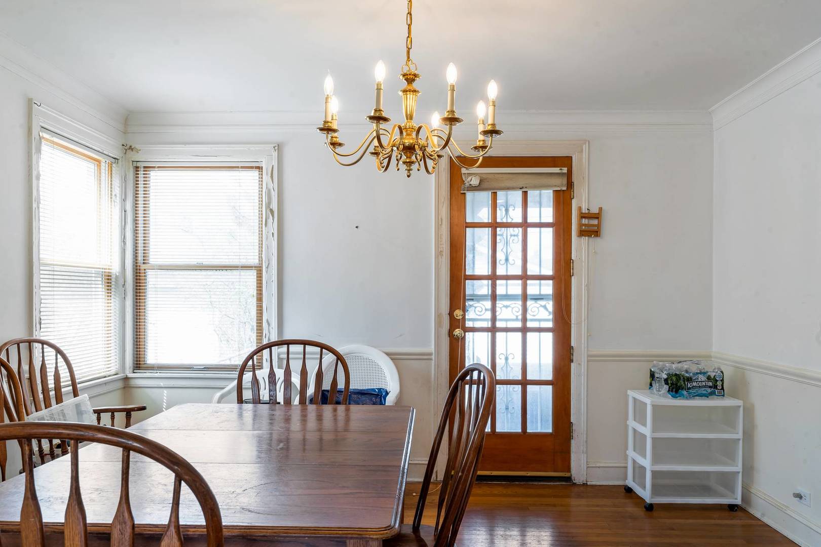 7440 North Washtenaw Avenue Chicago IL 60645