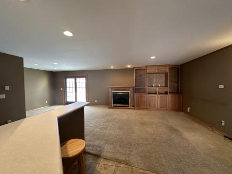 1005 Fox Run Villa Grove IL 61956