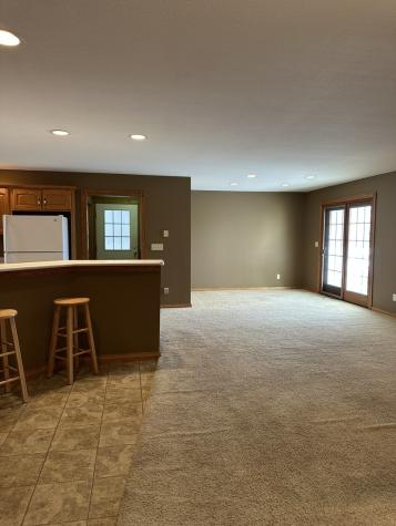 1005 Fox Run Villa Grove IL 61956