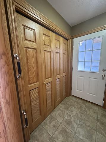 1005 Fox Run Villa Grove IL 61956