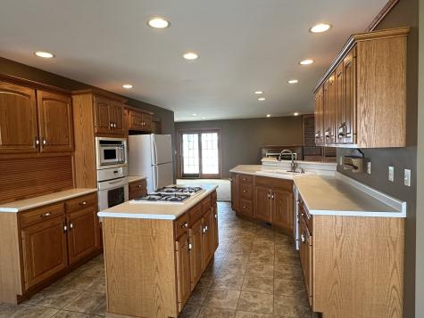 1005 Fox Run Villa Grove IL 61956
