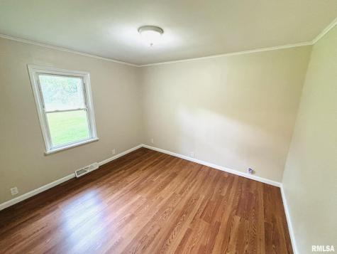 145 Hickory Grove Street Salem IL 62881