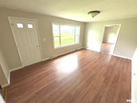145 Hickory Grove Street Salem IL 62881
