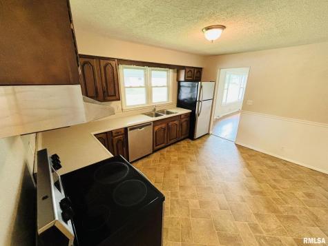 145 Hickory Grove Street Salem IL 62881