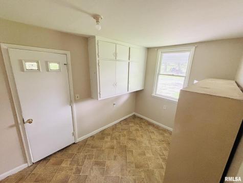 145 Hickory Grove Street Salem IL 62881