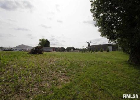 225 34TH Avenue Rock Island IL 61201
