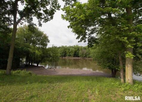 225 34TH Avenue Rock Island IL 61201