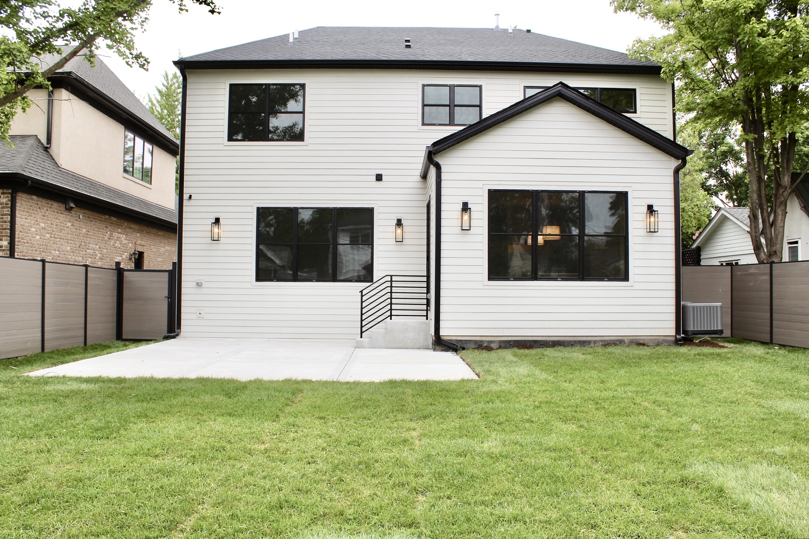 120 North Walnut Street Elmhurst IL 60126