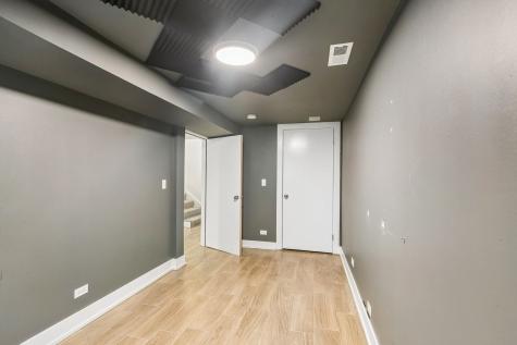 126 North Leamington Avenue Chicago IL 60644