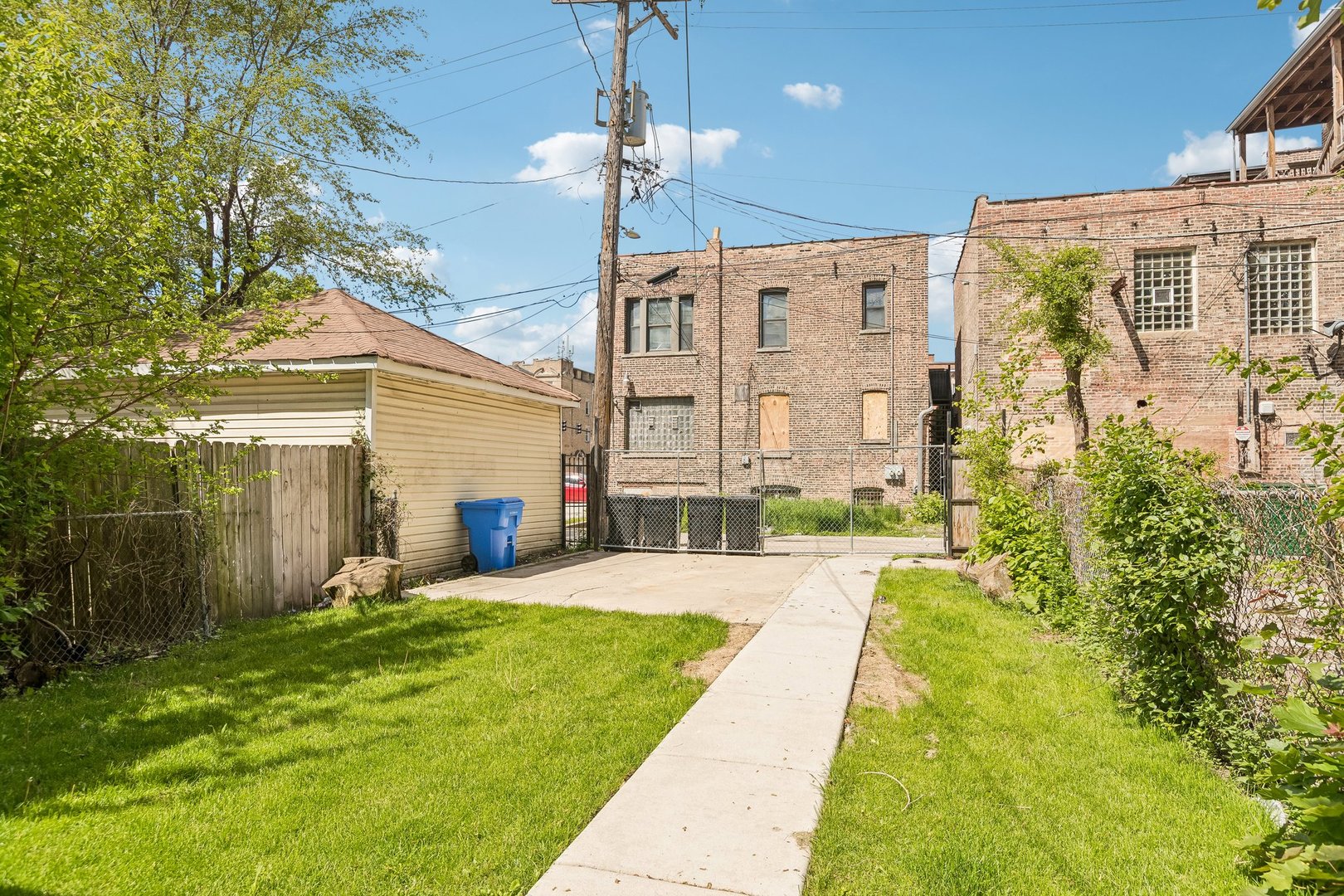126 North Leamington Avenue Chicago IL 60644