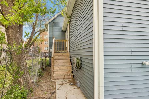 126 North Leamington Avenue Chicago IL 60644