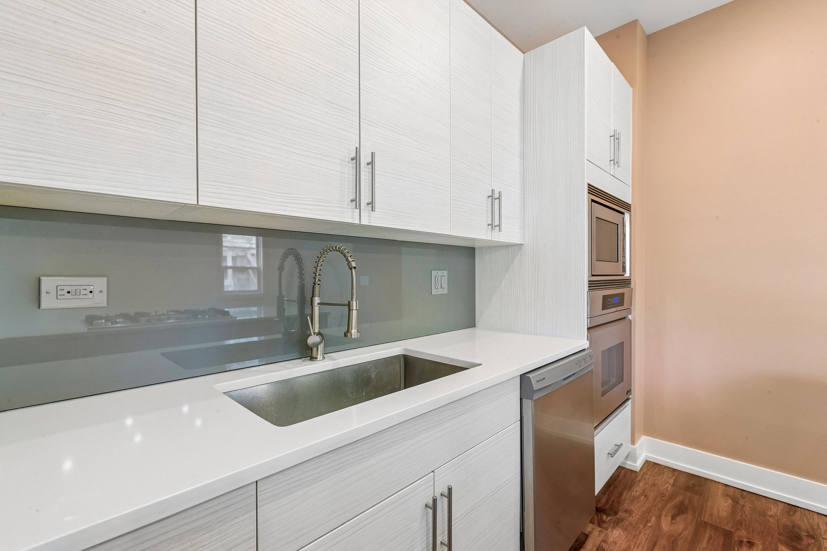 126 North Leamington Avenue Chicago IL 60644