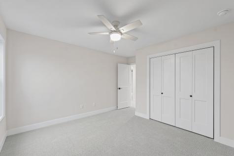 407 Harpers Ferry Savoy IL 61874