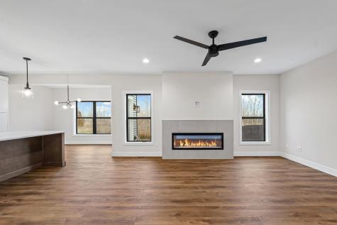 407 Harpers Ferry Savoy IL 61874