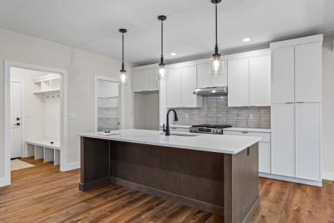 407 Harpers Ferry Savoy IL 61874