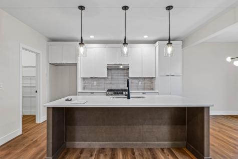 407 Harpers Ferry Savoy IL 61874