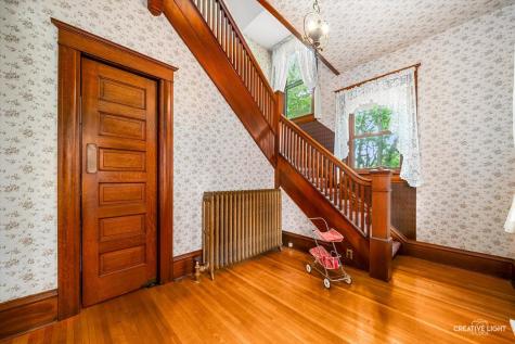 330 Church Street Earlville IL 60518