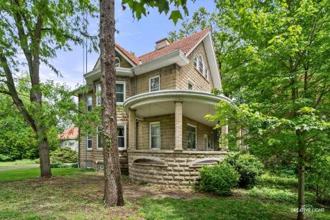 330 Church Street Earlville IL 60518