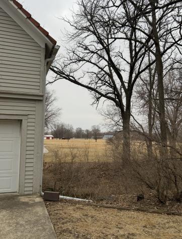 330 Church Street Earlville IL 60518