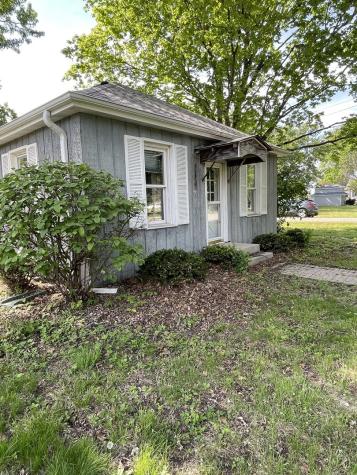 301 Elm Street Cedar Point IL 61316