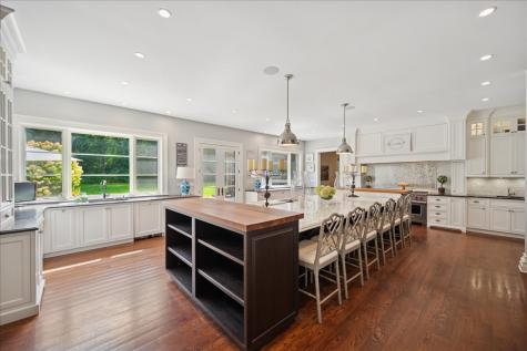 24 Bridlewood Road Northbrook IL 60062