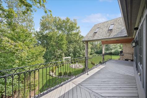 24 Bridlewood Road Northbrook IL 60062
