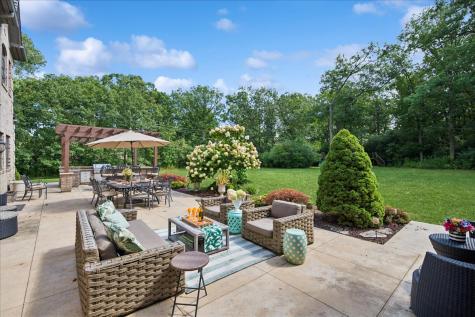 24 Bridlewood Road Northbrook IL 60062