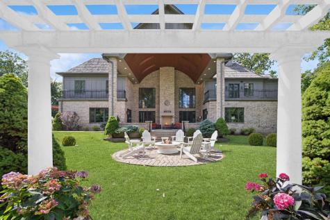 24 Bridlewood Road Northbrook IL 60062