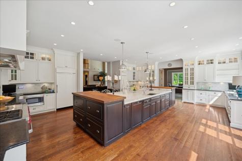 24 Bridlewood Road Northbrook IL 60062