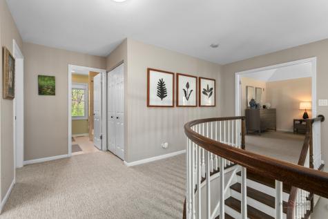 121 Pembroke Drive Lincolnshire IL 60045