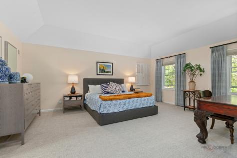 121 Pembroke Drive Lincolnshire IL 60045