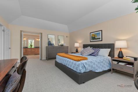 121 Pembroke Drive Lincolnshire IL 60045